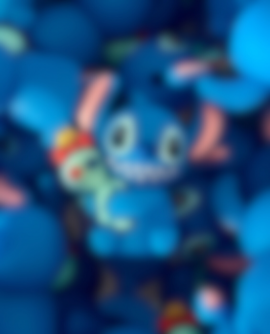3D blue alien with toy Focal (NOT SAFE FOR TEETHING)