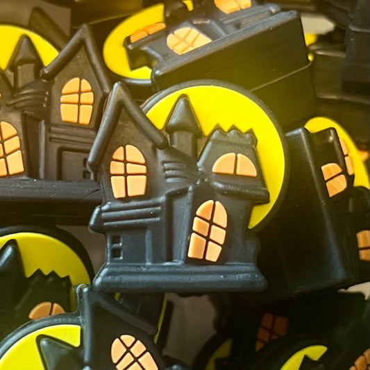 3D Haunted House Focal (NOT TEETHING SAFE)