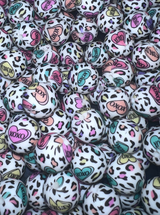 XOXO Pink Printed 15mm Beads